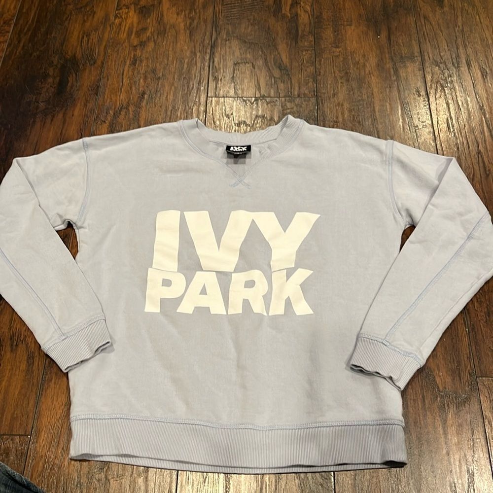 IVY Park Crewneck Sweatshirt Logo Front Light Blue size S in EUC‎